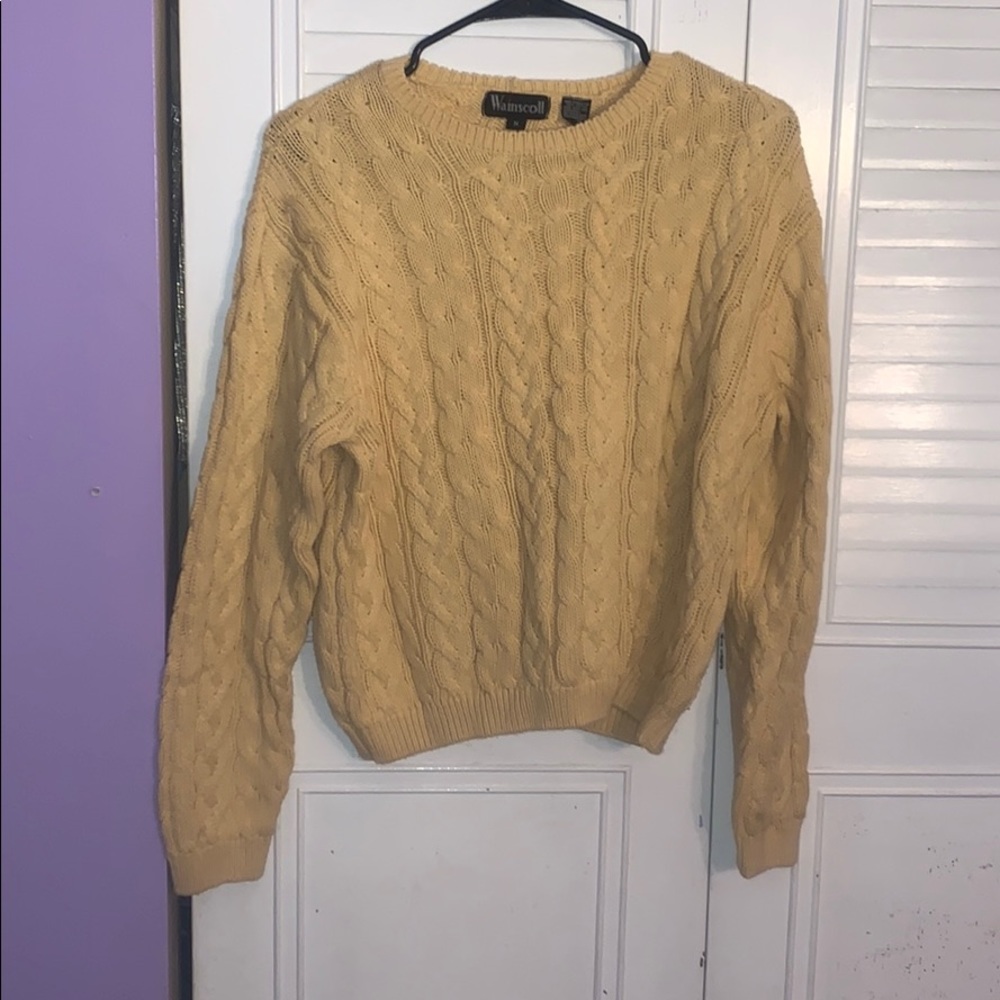 Yellow/tan heavy sweater